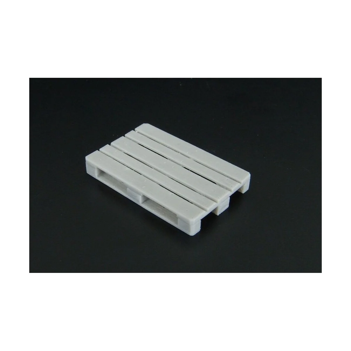 Euro pallet (2pcs), 1/48 - Hauler HLX48368