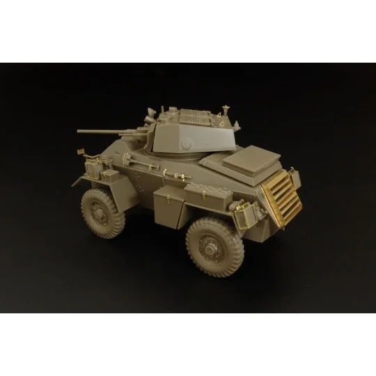 British 7ton Armored car Mk IV Humber, 1/48 - Hauler HLX48376