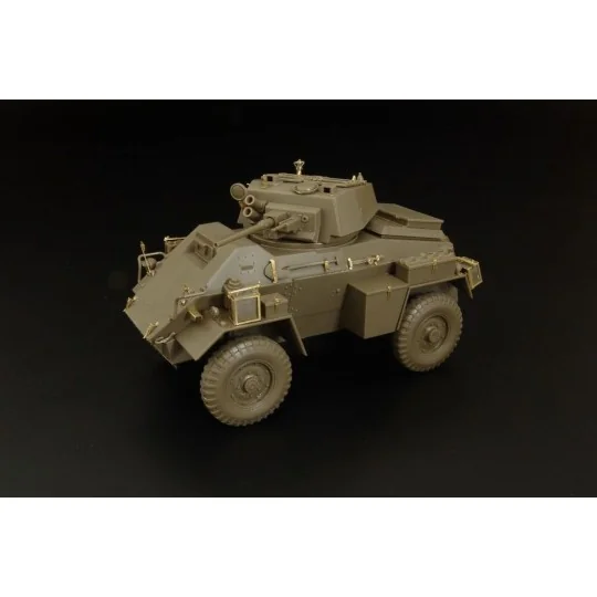 British 7ton Armored car Mk IV Humber, 1/48 - Hauler HLX48376
