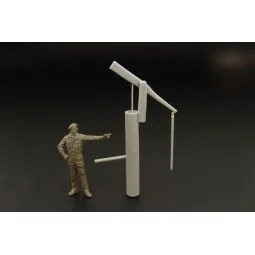 Rustic style water pump, 1/48 - Hauler HLF48014 2