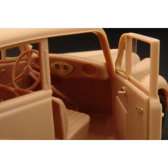 Opel OLYMPIA staff cabrio 1937, 1/35 - Hauler HLU35022
