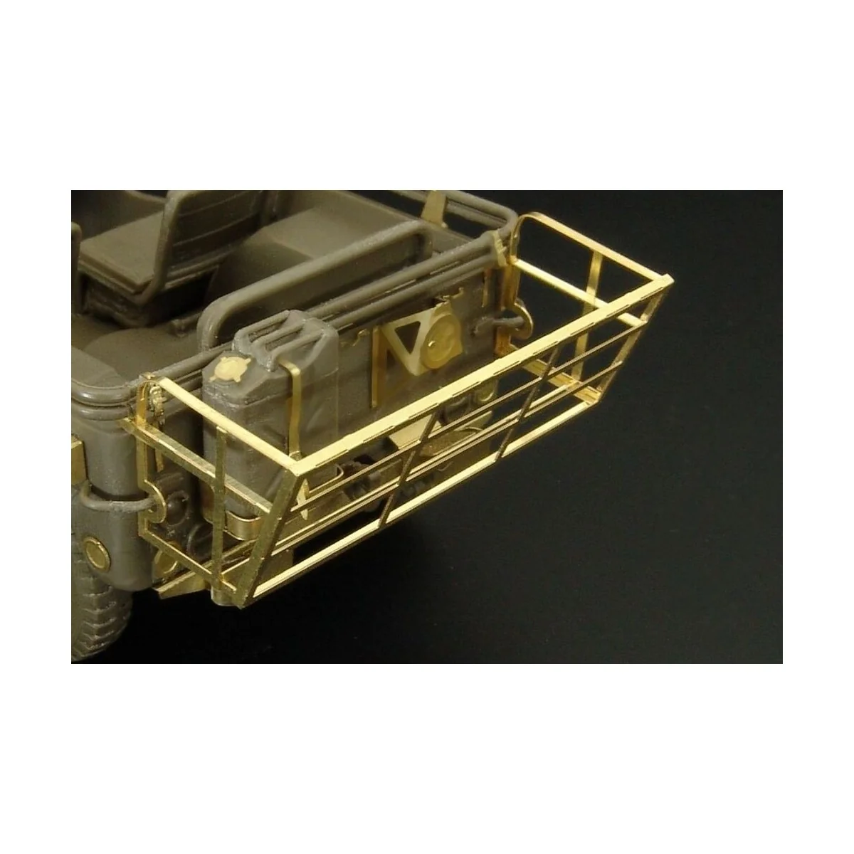 Jeep basket nad wire cuter, 1/35 - Hauler HLU35037