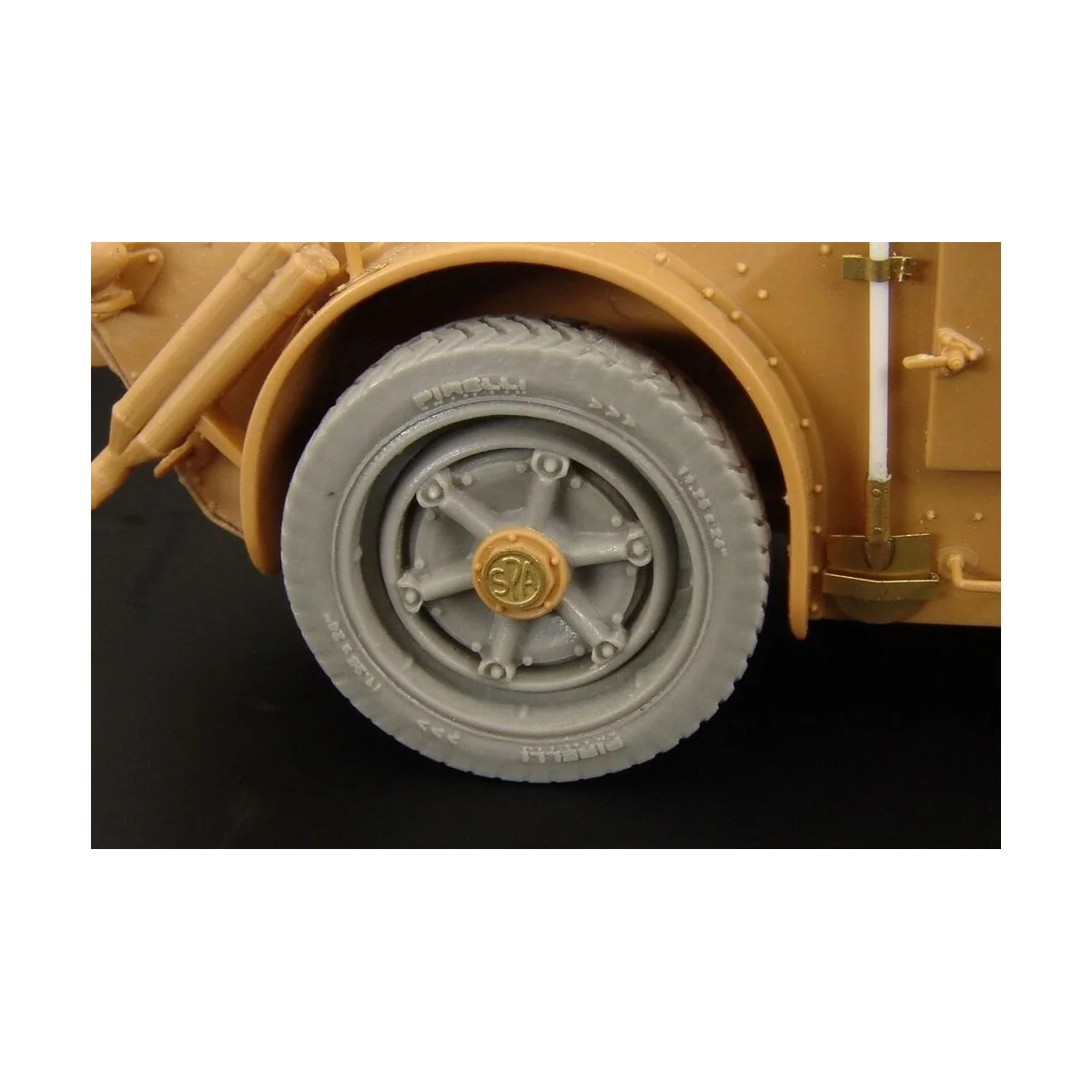 Wheels for Autoblinda AB-41-43, 1/35 - Hauler HLU35046