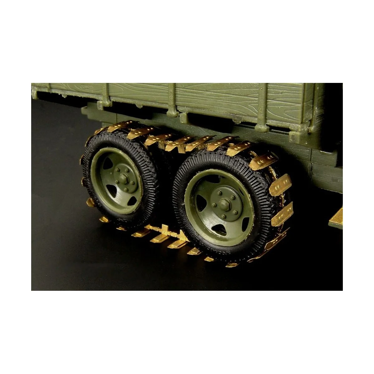 TRACK for GAZ AAA-BA-10, 1/35 - Hauler HLU35045