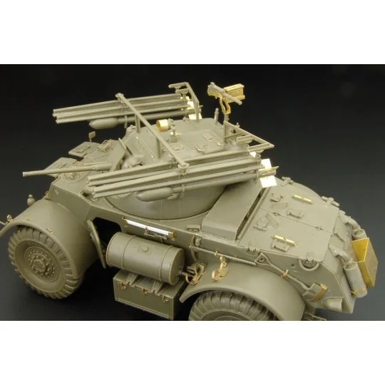 T17E1 Staghound Mk I w 60LB Rocket Launch, 1/35 - Hauler HLU35056