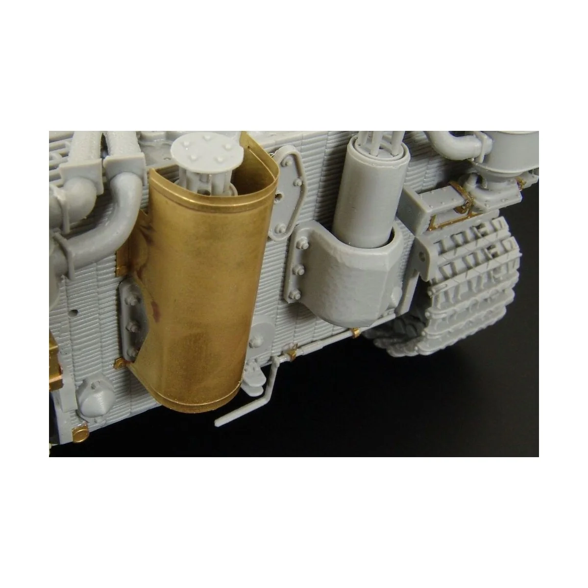 TIGER I Exhaust shroud (6471 Italeri), 1/35 - Hauler HLU35064
