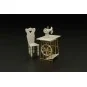 Singer sewing machine, 1/35 - Hauler HLU35085