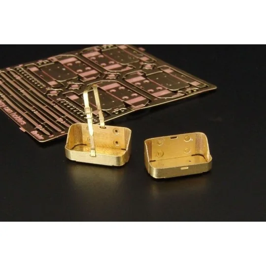 US jerry can holders, 1/35 - Hauler HLU35093