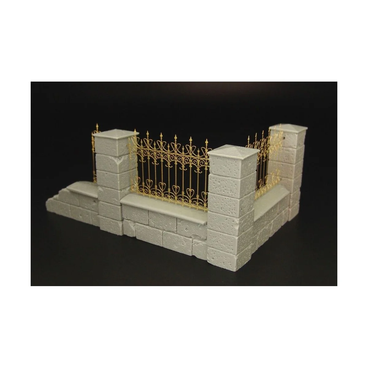 Castle fence, 1/35 - Hauler HLU35106