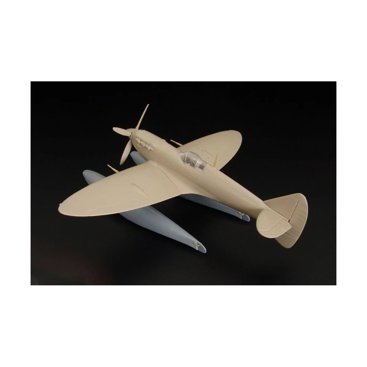 Spitfire Vb Floatplane, 1/72 - Brengun BRP72009