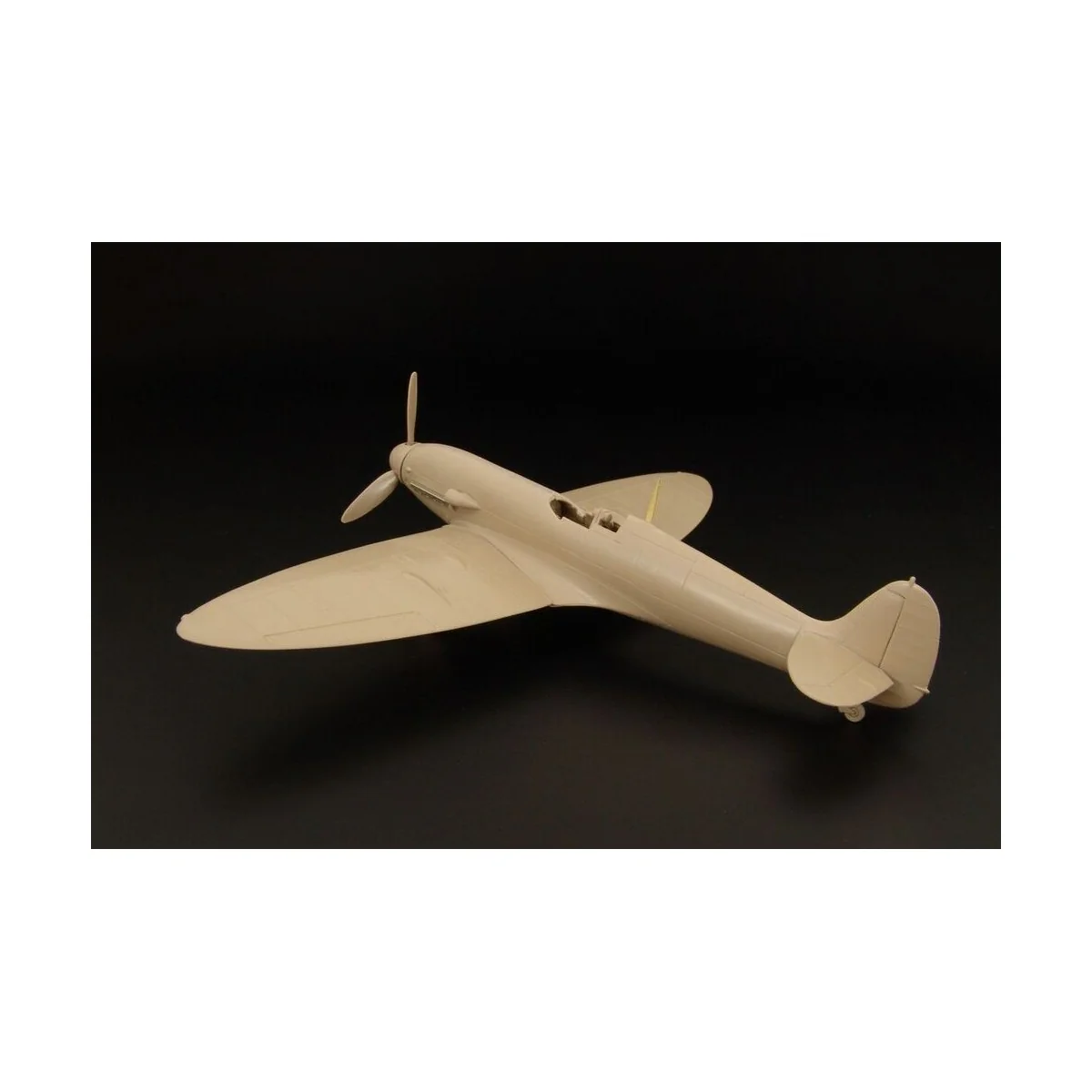 Spitfire Vb MesserSpit, 1/72 - Brengun BRP72010