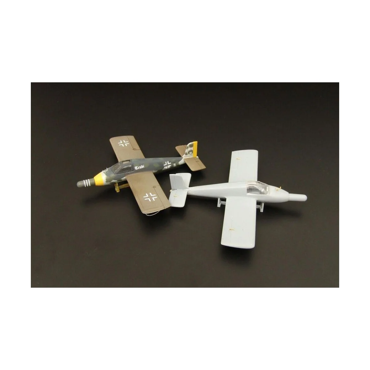Zeppelin rammer (2pieces), 1/72 - Brengun BRP72013