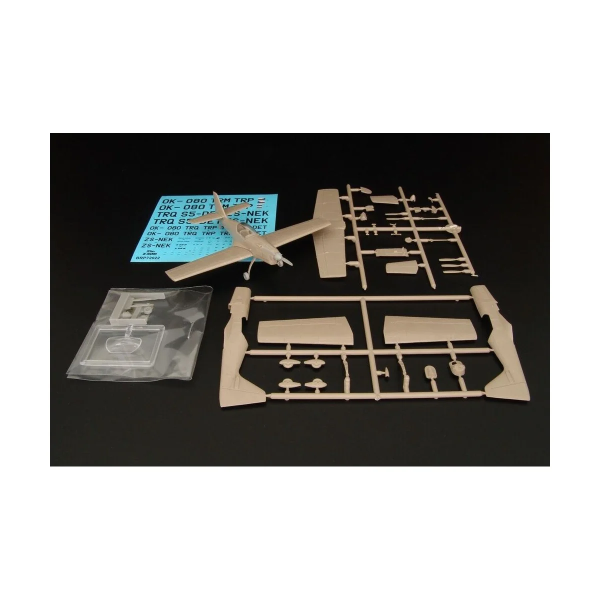 Zlin Z-50M, 1/72 - Brengun BRP72022
