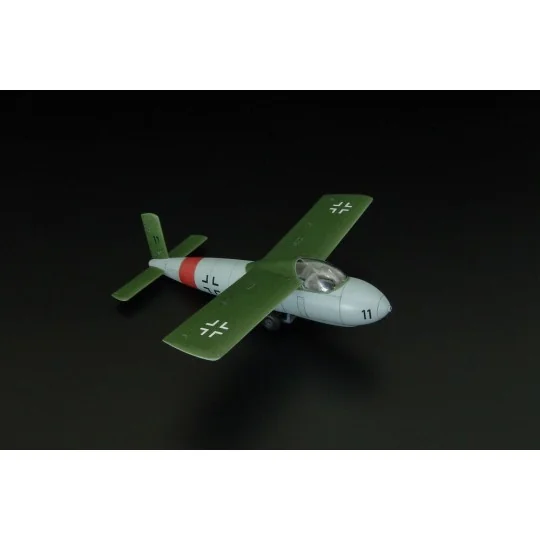Me P1103 rocket fighter, 1/48 - Brengun BRP48004