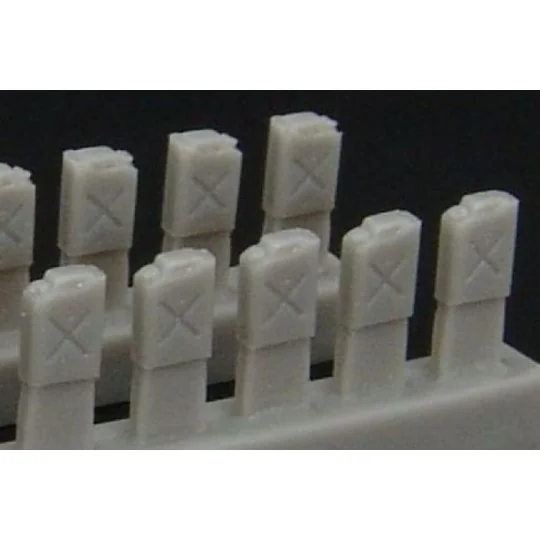 U S fuel cans, 1/144 - Brengun BRL144009