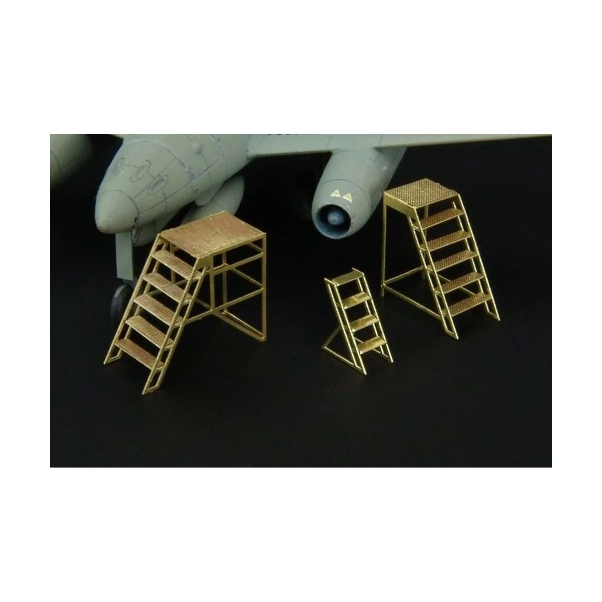 Workshop ladders, 1/144 - Brengun BRL144008