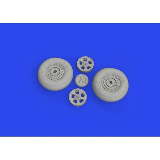 Spitfire Mk.IX wheels 5spoke 1/24 AIRFIX, 1/24 - Eduard Accessories...