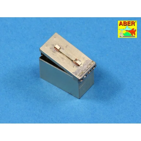 .50 cal. Amuunition with box set for M2 MG, 1/16 - Aber Models 16047