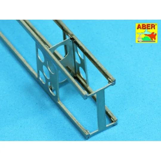 Ammo stowage rack type A for long rounds, 1/16 - Aber Models 16 075A