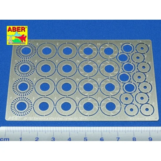 Standard slotted discs 13mm, 1/24 - Aber Models 24023