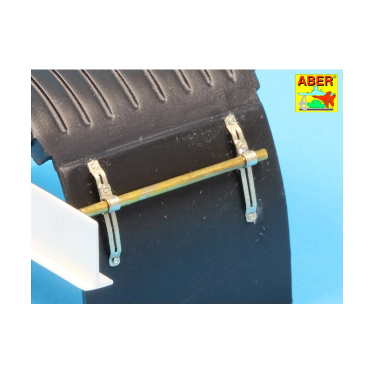 Track fender holders, 1/24 - Aber Models 24037