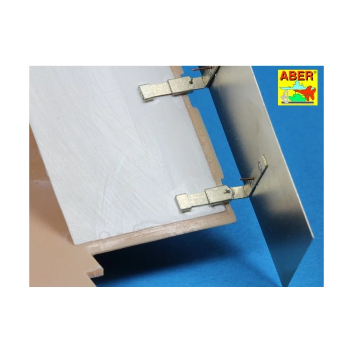 Side skirts for Panther A/D, 1/25 - Aber Models 25019