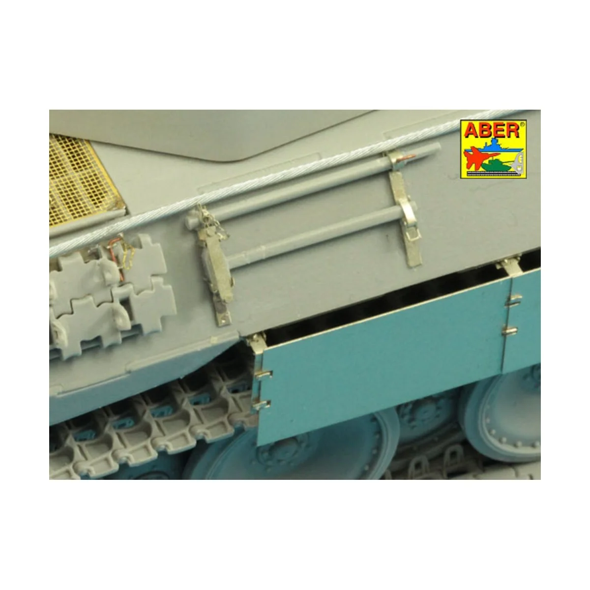 Pz.Kpfw. V Ausf.D & A ( i.Kfz.171) Panther (Takom), 1/35 - Aber Mod...