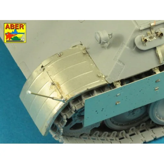 Pz.Kpfw. V Ausf.D & A ( i.Kfz.171) Panther (Takom), 1/35 - Aber Mod...