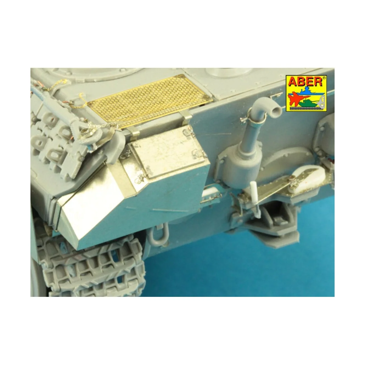 Pz.Kpfw. V Ausf.D & A ( i.Kfz.171) Panther (Takom), 1/35 - Aber Mod...