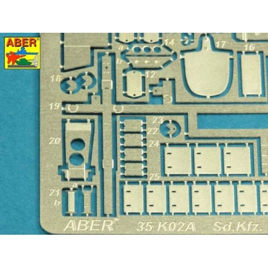 Pz.Kpfw. V Ausf.D & A (Sd.Kfz.171) Panther, 1/35 - Aber Models 35 K02M
