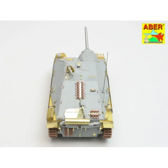 Sd.Kfz. 138/2 ''Hetzer''-early, middle version, 1/35 - Aber Models ...