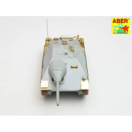 Sd.Kfz. 138/2 ''Hetzer''-early, middle version, 1/35 - Aber Models ...