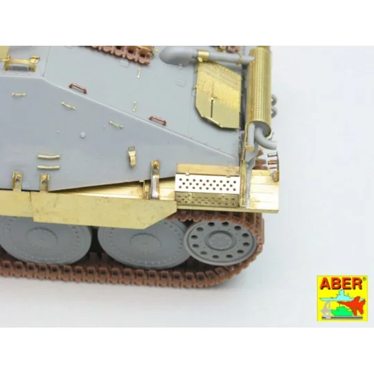 Sd.Kfz. 138/2 ''Hetzer''-early, middle version, 1/35 - Aber Models ...
