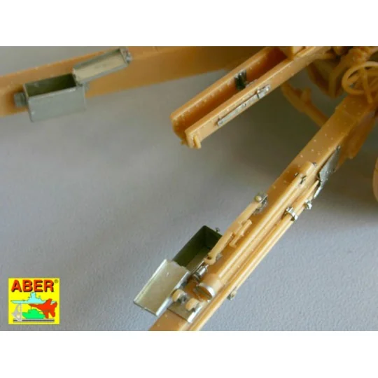 German 105 mm howitzer LeFH 18, 1/35 - Aber Models 35154