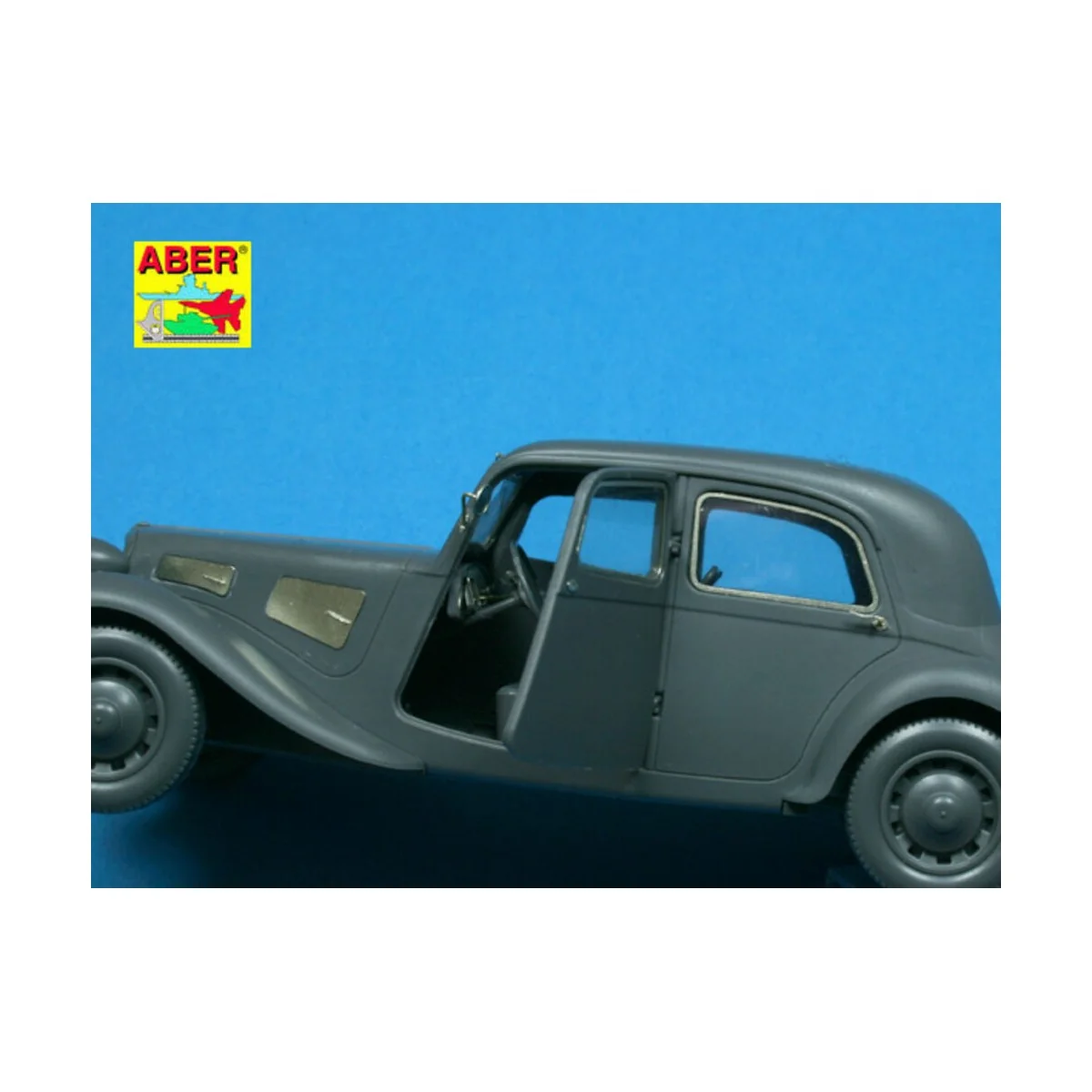 Citroen 11CV, 1/35 - Aber Models 35231