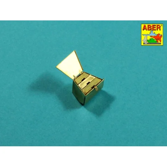 Right stowage bins for SdKfz 250, 252, 253, 1/35 - Aber Models 35 A085