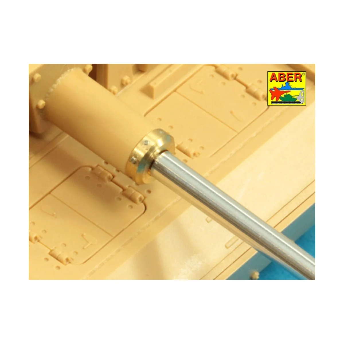 German StuK.40 L/48 7, 5 cm Barrel with middle muzzle brake for Stu...