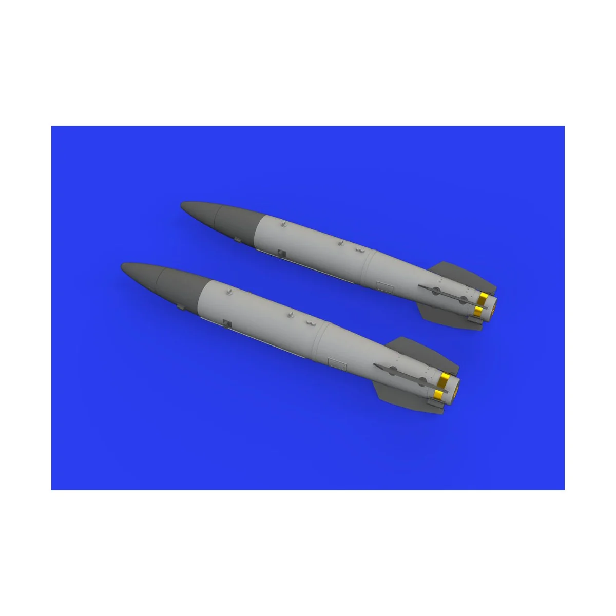 B43-1 Nuclear Weapon w/SC43-3/-6 tail assembly, 1/48 - Eduard Acces...