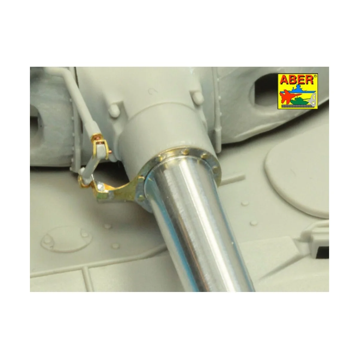 Russian U-5TS (2A20) 115mm tank barrel for T-62, 1/35 - Aber Models...