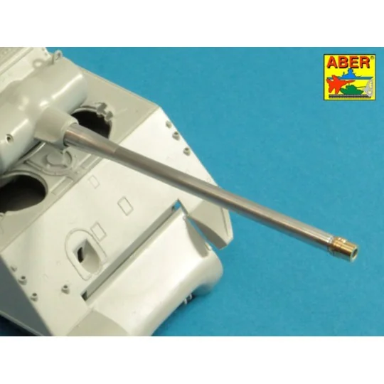 U.S 90 mm M3 barrel with thread protector for tank destroyer M36B1,...