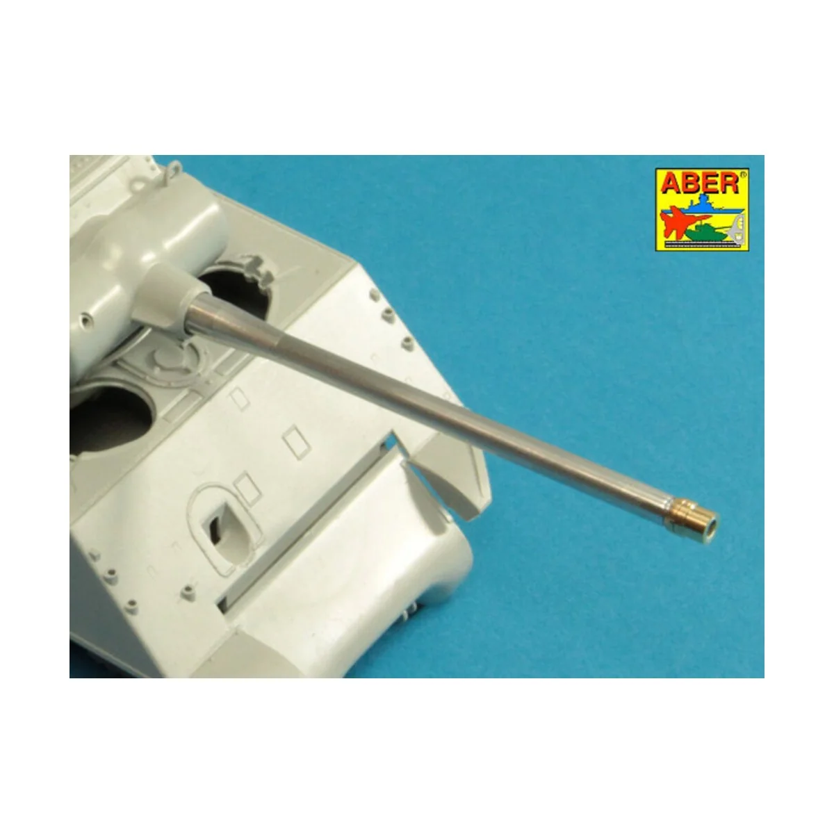 U.S 90 mm M3 barrel with thread protector for tank destroyer M36B1,...