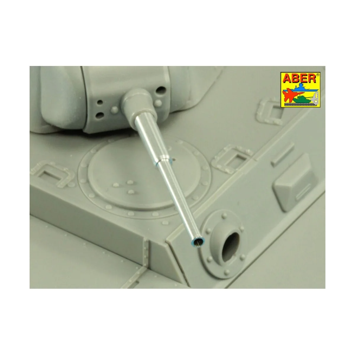 Main Armament for Soviet Heavy Tank SMK 1x76, 2mm L-11, 1x45mm M193...