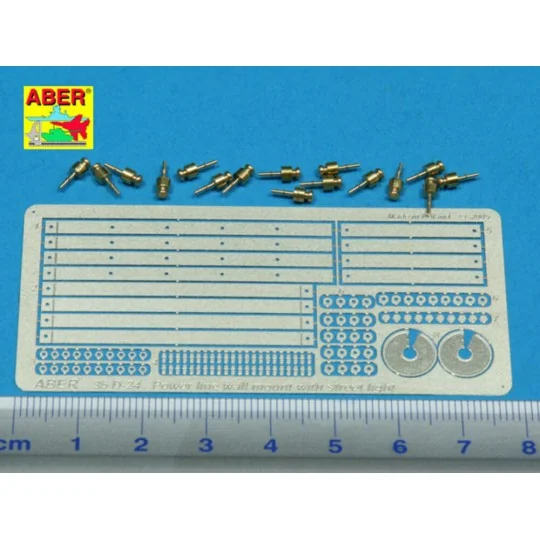 Power line wall mount with street light, 1/35 - Aber Models 35D-24