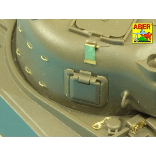 British Sherman IC “Firefly”, 1/48 - Aber Models 48038