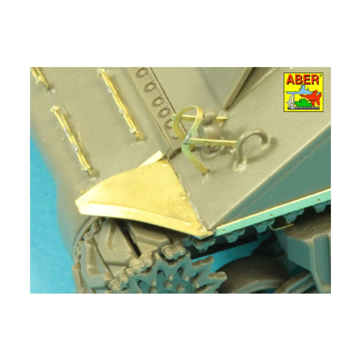 British Sherman IC “Firefly”, 1/48 - Aber Models 48038