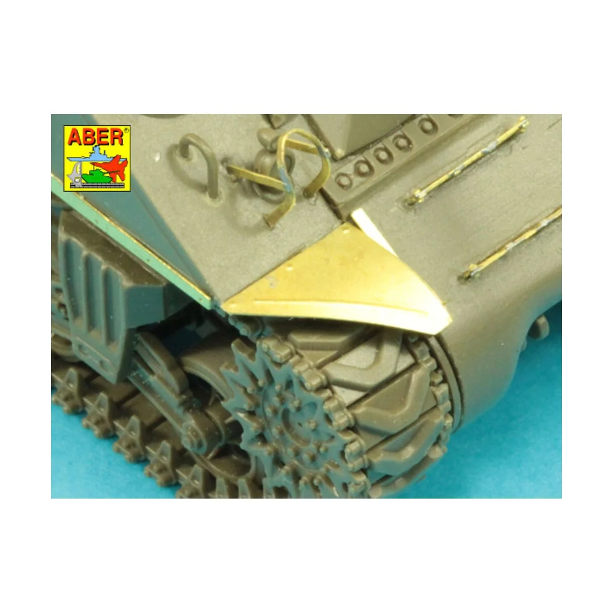 British Sherman IC “Firefly”, 1/48 - Aber Models 48038