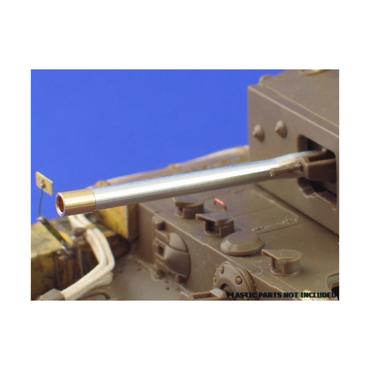 British Q.F.6 pdr.57 mm Mk.III gun barrel for Centaur, Cromwell, 1/...