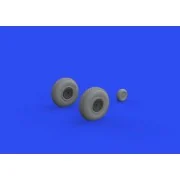 B-17 wheels block tread 1/48 for HKM, 1/48 - Eduard Accessories 648643 B-17 wheels block tread 1/48 for HKM, 1/48 - Eduard Accessories 648643
