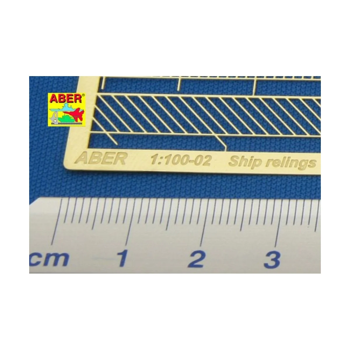 Ships railing -vertical bars, 1/100 - Aber Models RE-100-02