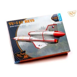 Tu-143 Reys photo reconnaissance, 1/35 - Clear Prop Models CP3505 2